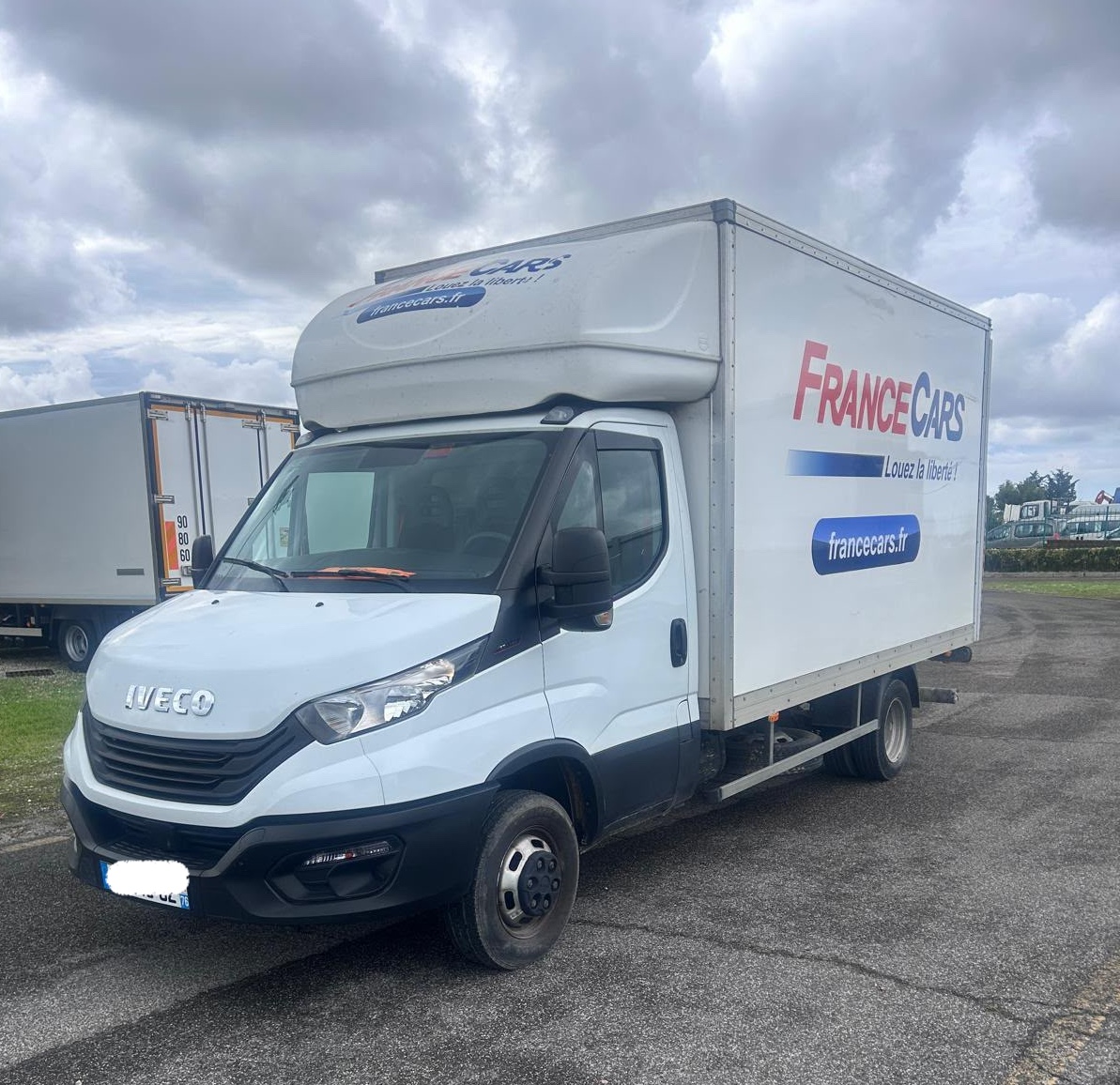 IVECO DAILY 35C16 3L 2022 BOX e SPONDA – PREZZO: 26.900€
